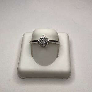 Elegant Silver Diamond Ring